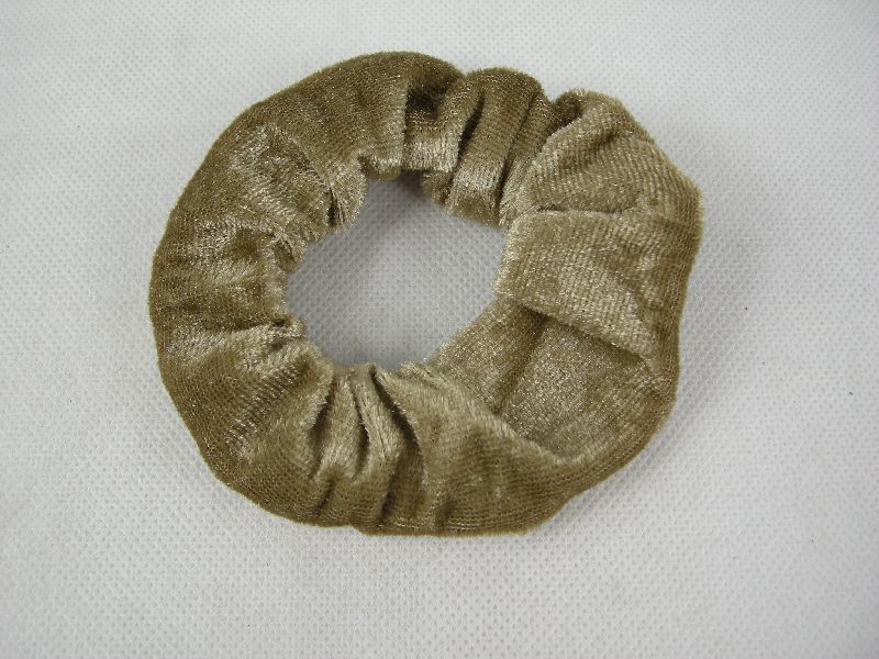 (image for) Scrunchie velvet camel.