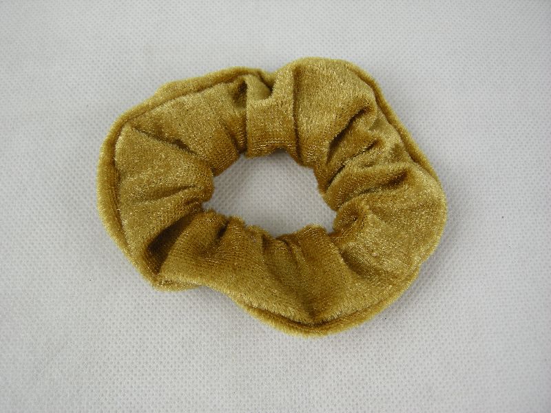 (image for) Scrunchie velvet goud kleur.